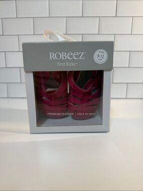 Robeez Pink Leather Baby T-Strap Sandals